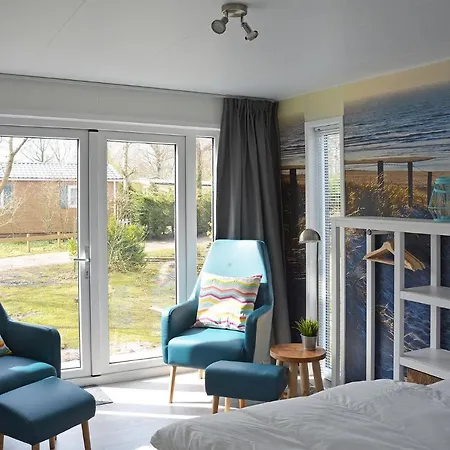 Chalet Studio Aqua - Campanula - Sint Maartenszee شاليه